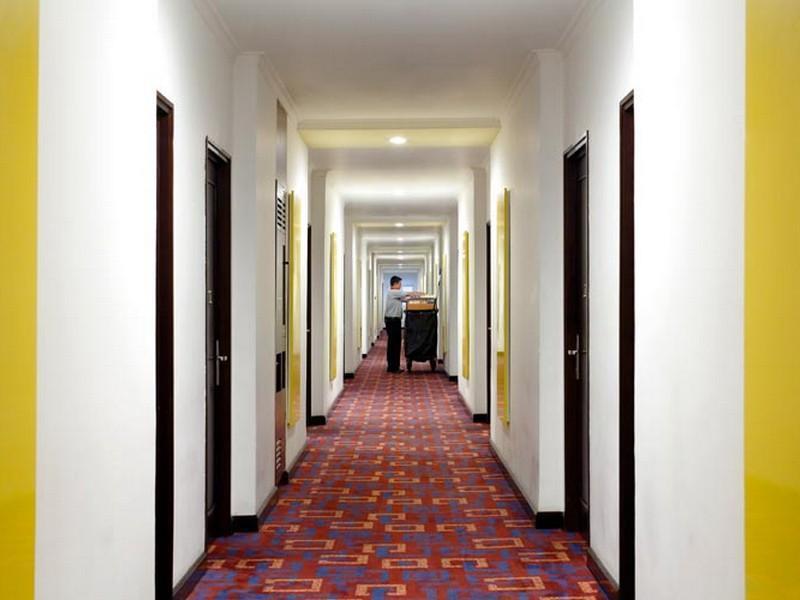 Amaris Hotel Mangga Dua Square Джакарта Екстериор снимка