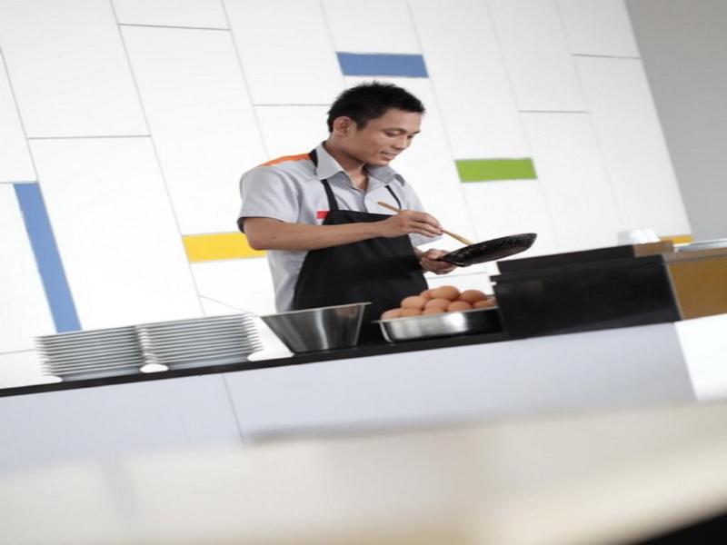 Amaris Hotel Mangga Dua Square Джакарта Екстериор снимка