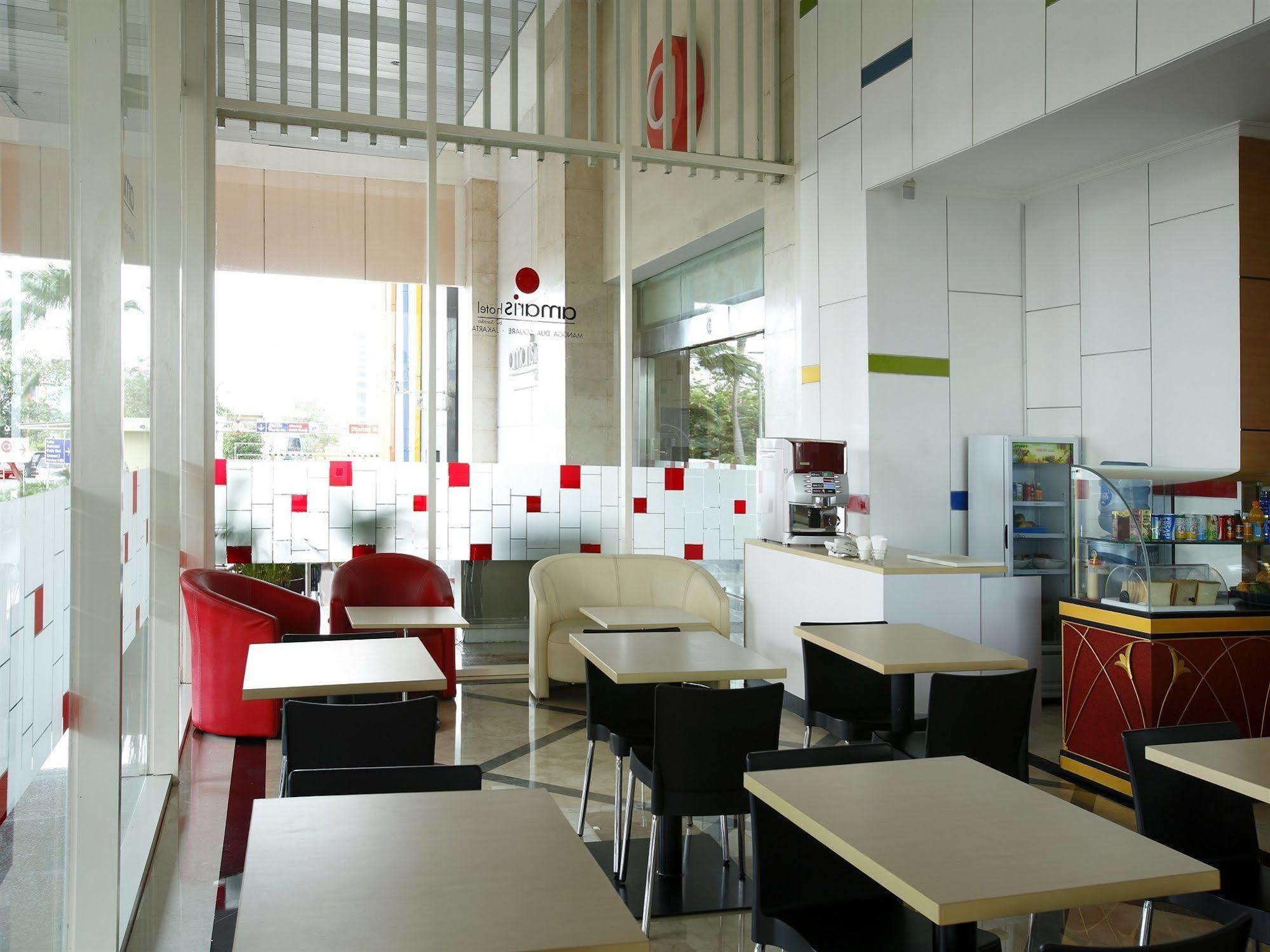 Amaris Hotel Mangga Dua Square Джакарта Екстериор снимка